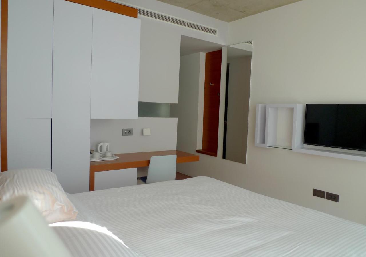 Bossa Nova Beirut Hotel Exterior photo